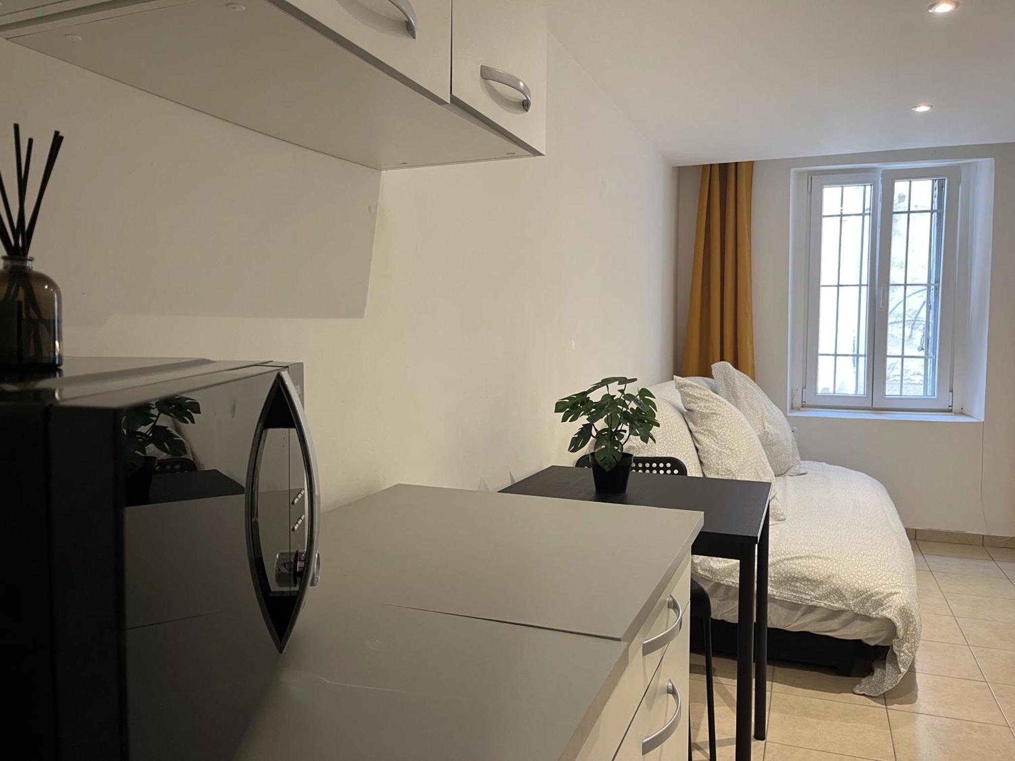 Studio Equipe Confort Proche De Toutes Commodites La Seyne-sur-Mer Exterior foto